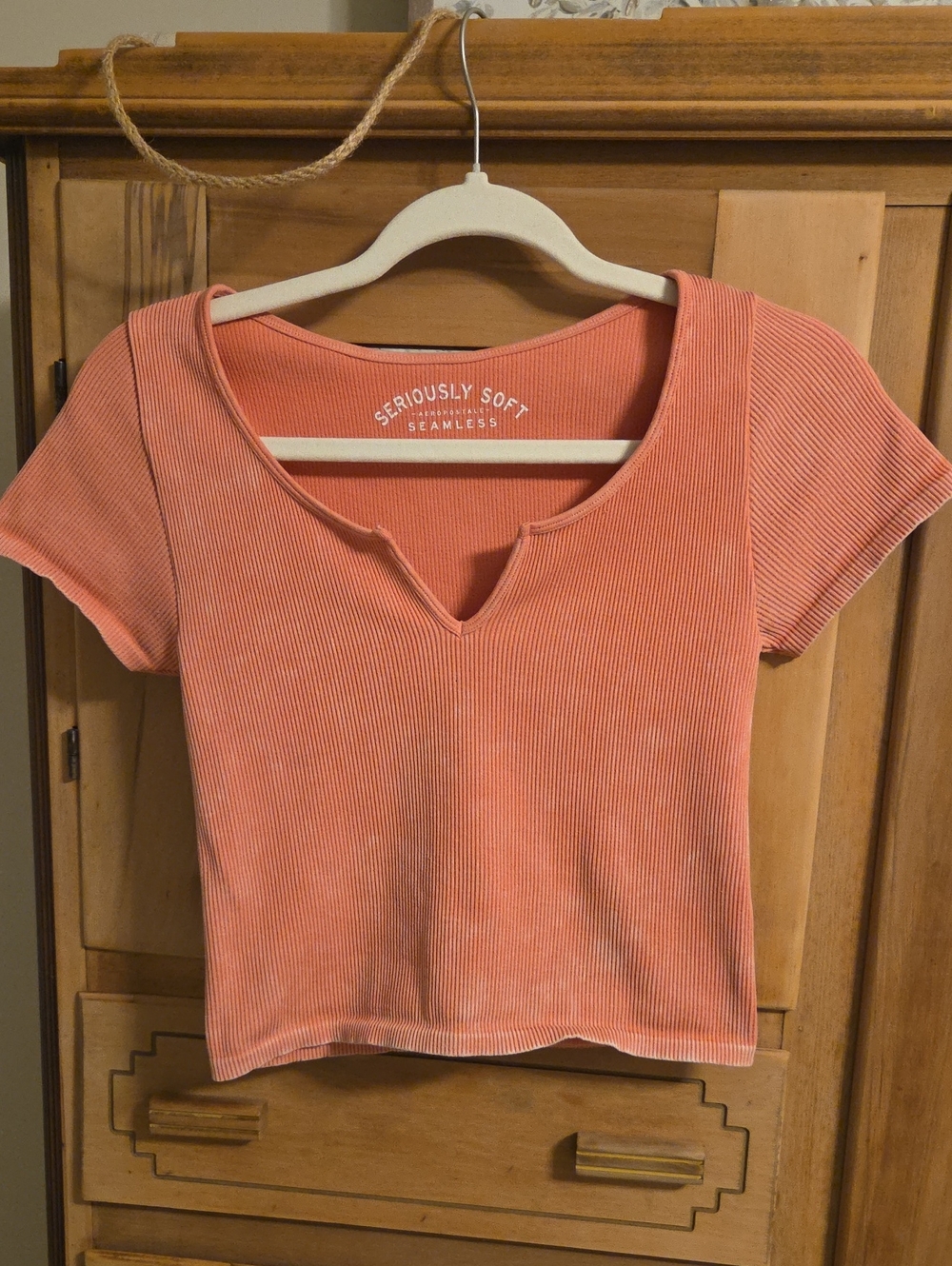 Aeropostale Pink Ribbed V-Notch Crop Top
